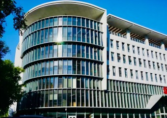 既有建筑改造典范：北京西城區(qū)政務(wù)服務(wù)中心BIPV項目
